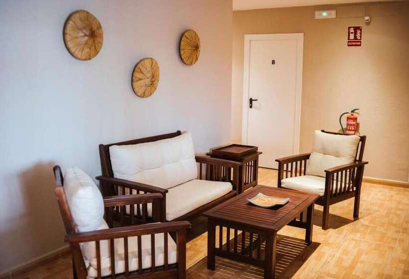 بنسيون Hostal Entreolivos