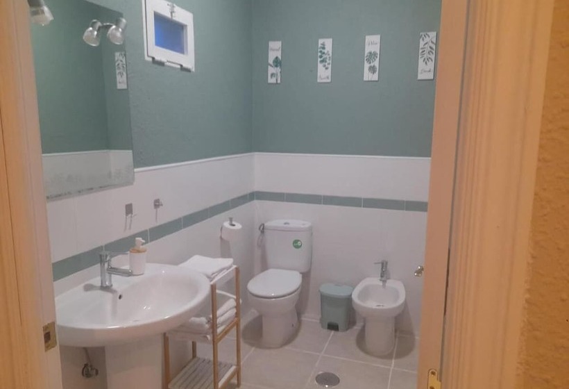 بنسيون Hostal Entreolivos