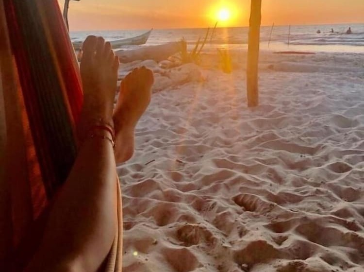 Urantia Beach Hostel & Camping