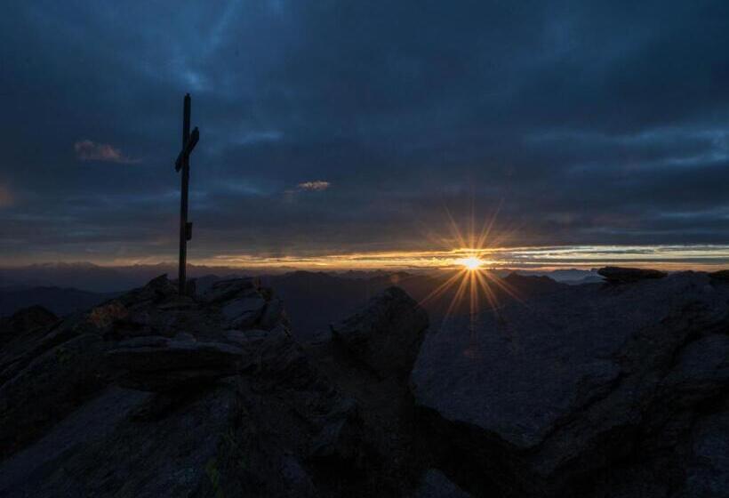 Hotel Tiroler Kreuz