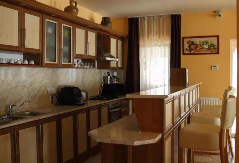 ペンション Viktor Vendégház és Apartmanház