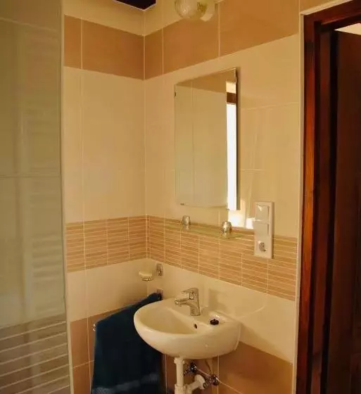 ペンション Viktor Vendégház és Apartmanház