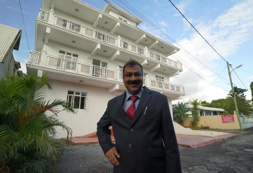 تختخواب و صبحانه La Dorade