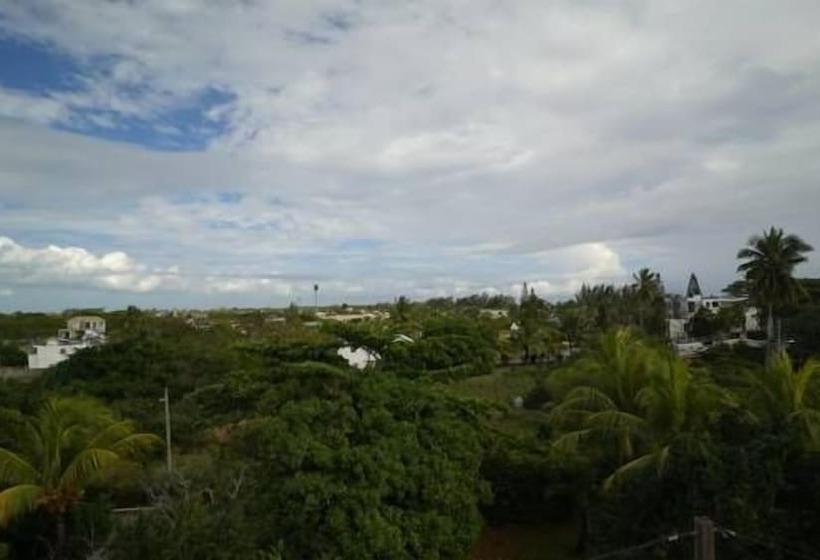 تختخواب و صبحانه La Dorade