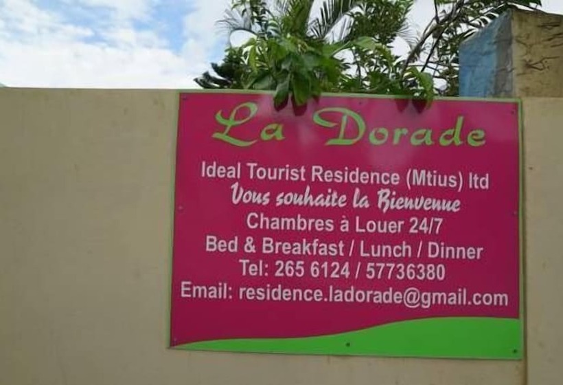 تختخواب و صبحانه La Dorade