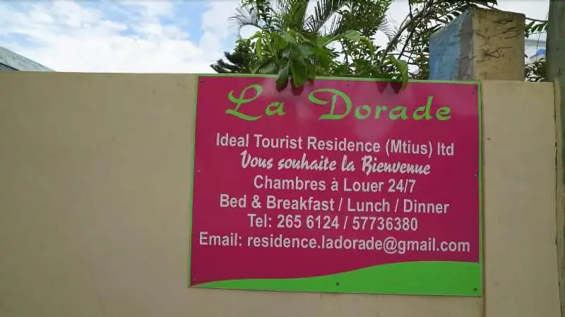 تختخواب و صبحانه La Dorade