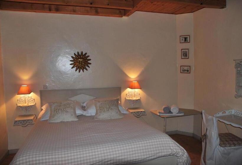 تختخواب و صبحانه La Plantation