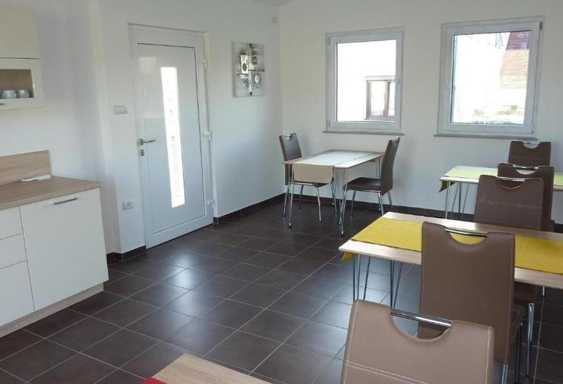 تختخواب و صبحانه Rooms Gril