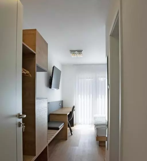 تختخواب و صبحانه Rooms Gril