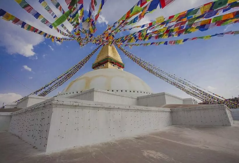 تختخواب و صبحانه Shraddha Palace