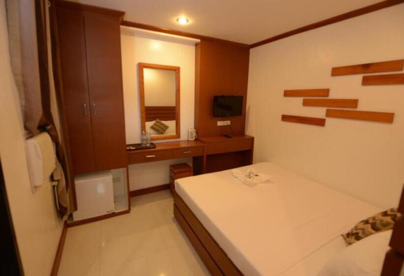 בית מלון כפרי Abozza Resort