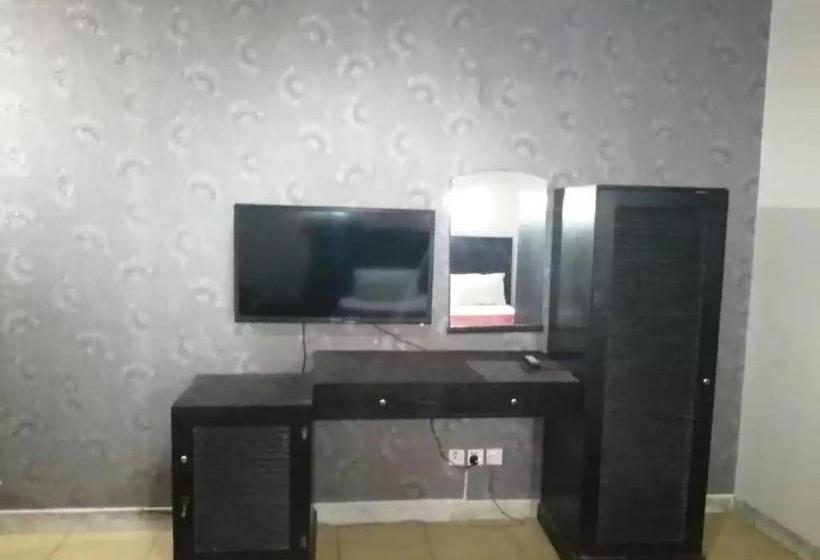 בית מלון כפרי Al Orouba