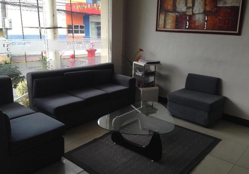 בית מלון כפרי Cherry Midtown