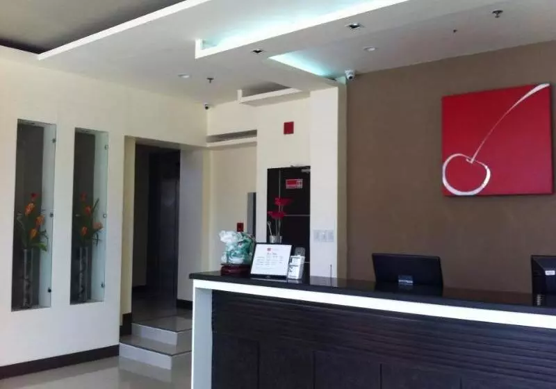 هتل Cherry Midtown