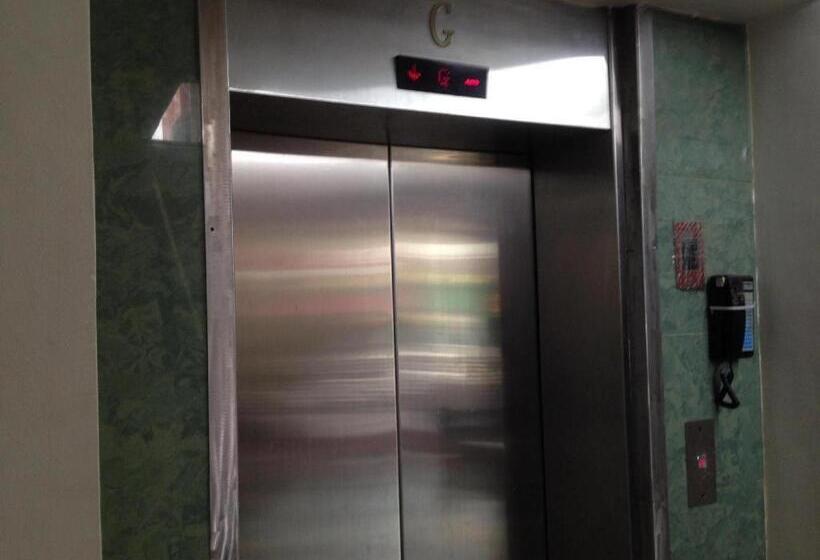 בית מלון כפרי Cherry Midtown