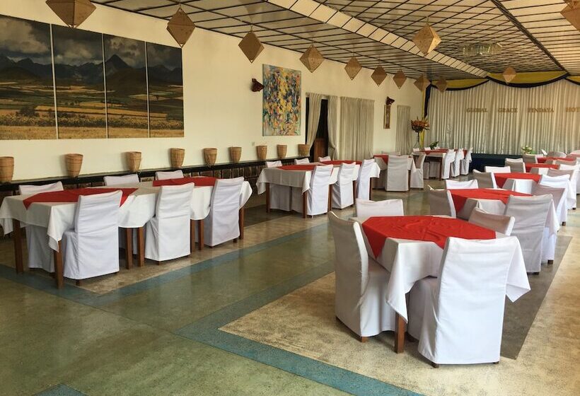 هتل Global Grace Pindaya