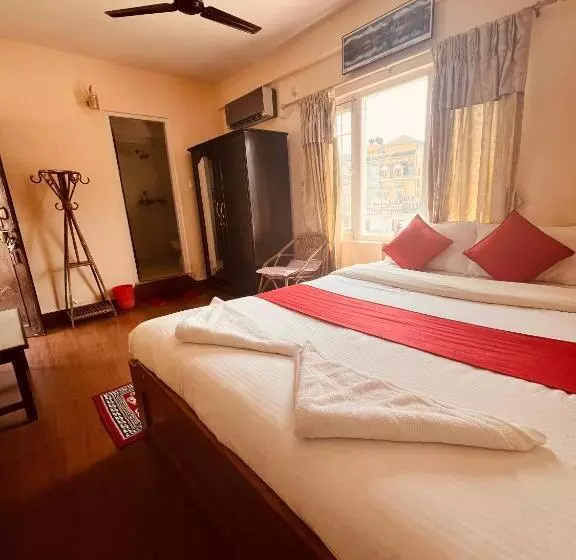 هتل Global Inn