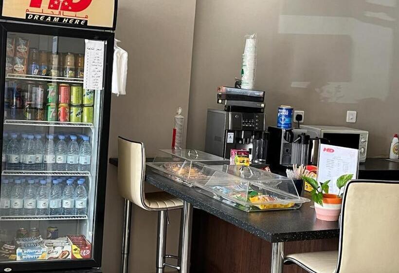 호텔 Hona Al Holm Furnished Units