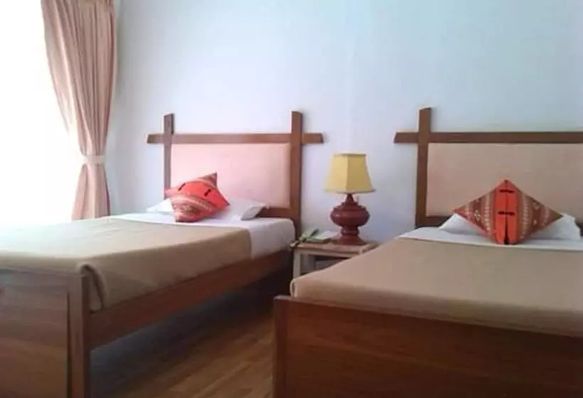 Hotel Lawkanat