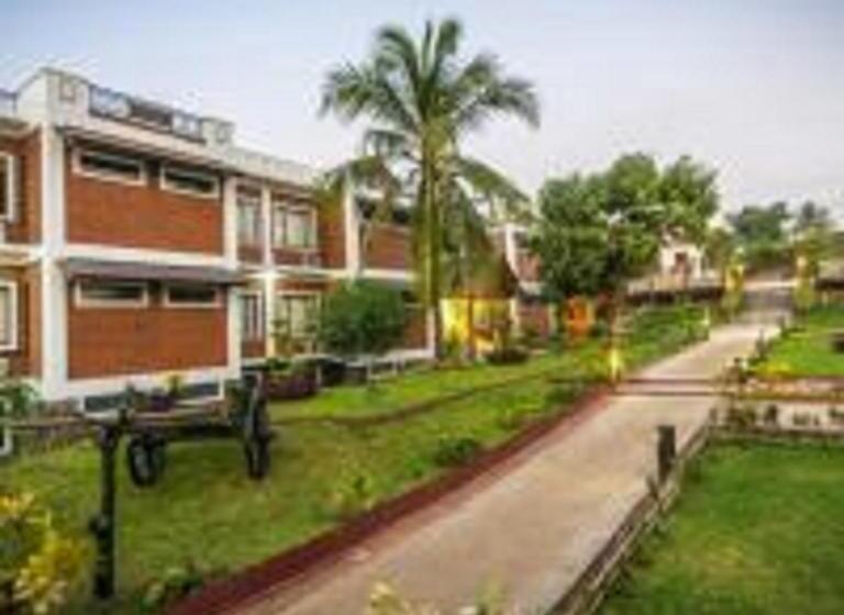 هتل Queen Jamadevi