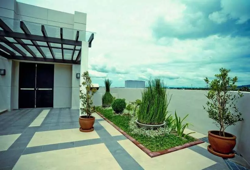 Hôtel Santomas Suites