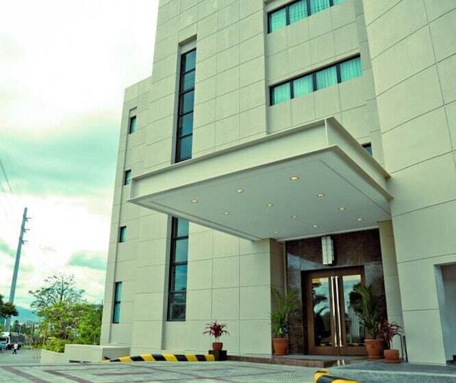 Hotell Santomas Suites