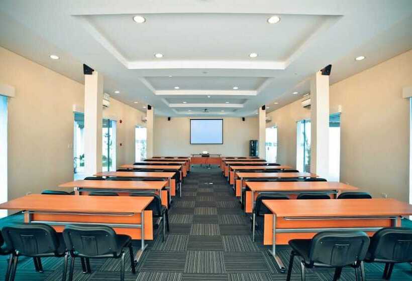 Hotell Santomas Suites