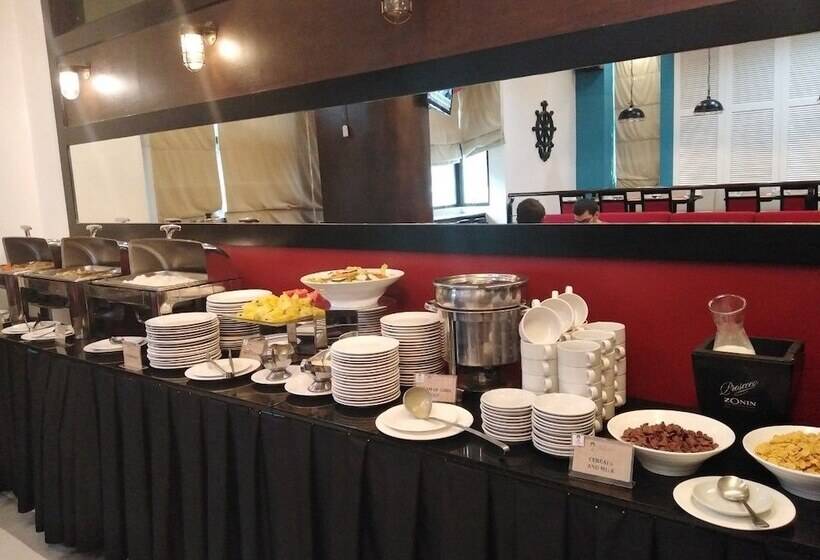 Hotell Santomas Suites