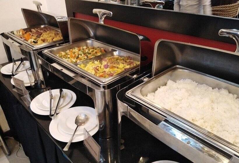 Hotell Santomas Suites