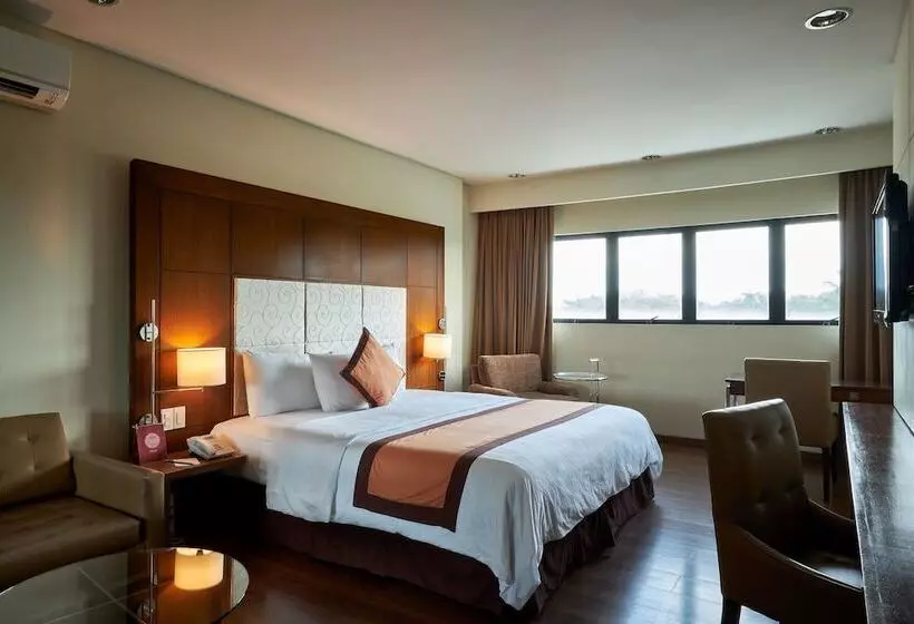 Hôtel Santomas Suites