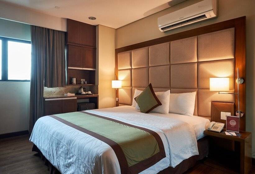 Hotell Santomas Suites