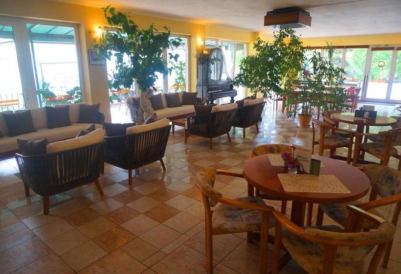 فندق Squash Centrum