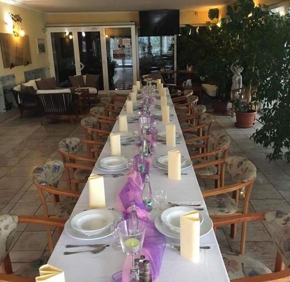 فندق Squash Centrum