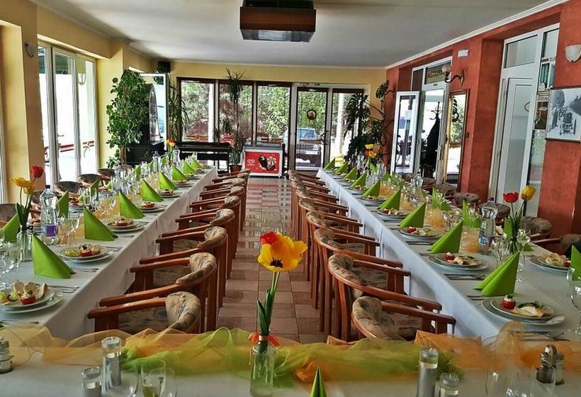 فندق Squash Centrum