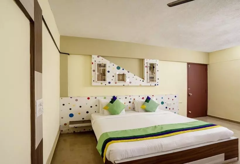 Itsy Hotels Vijaya Residency