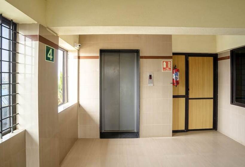 Itsy Hotels Vijaya Residency