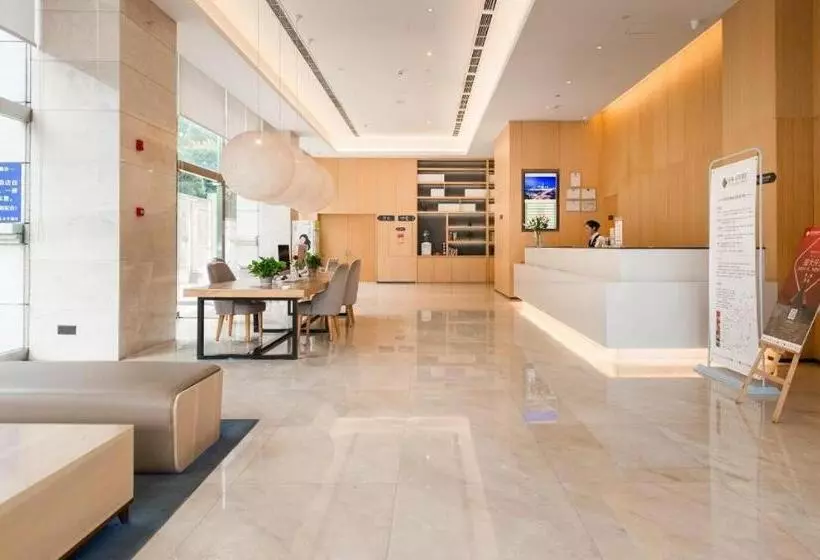 Chonpines Hotels·leshan Giant Buddha