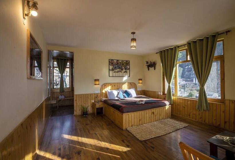 בית מלון כפרי Ride Inn Cafe And Resort