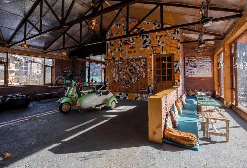 ホテル Ride Inn Cafe And Resort