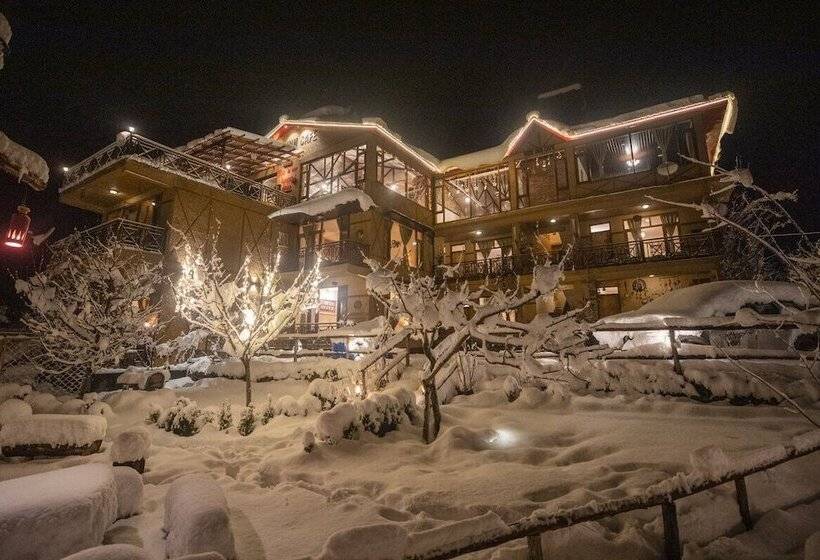 בית מלון כפרי Ride Inn Cafe And Resort