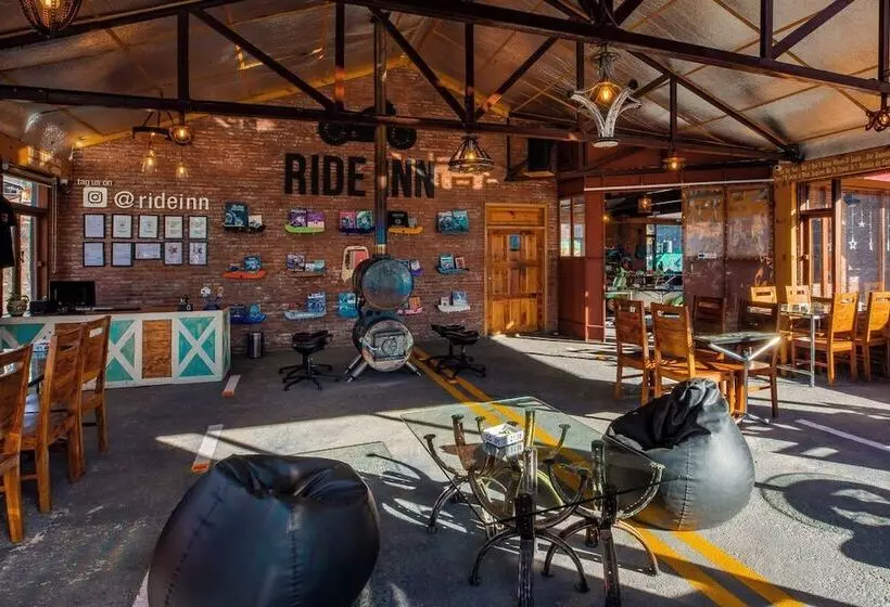 ホテル Ride Inn Cafe And Resort