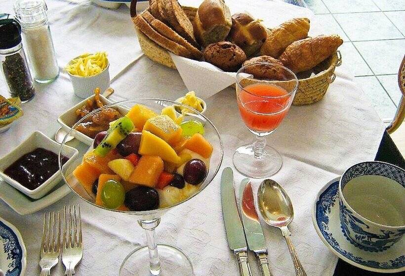 Admiralty Bed & Breakfast