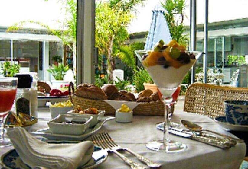 Admiralty Bed & Breakfast