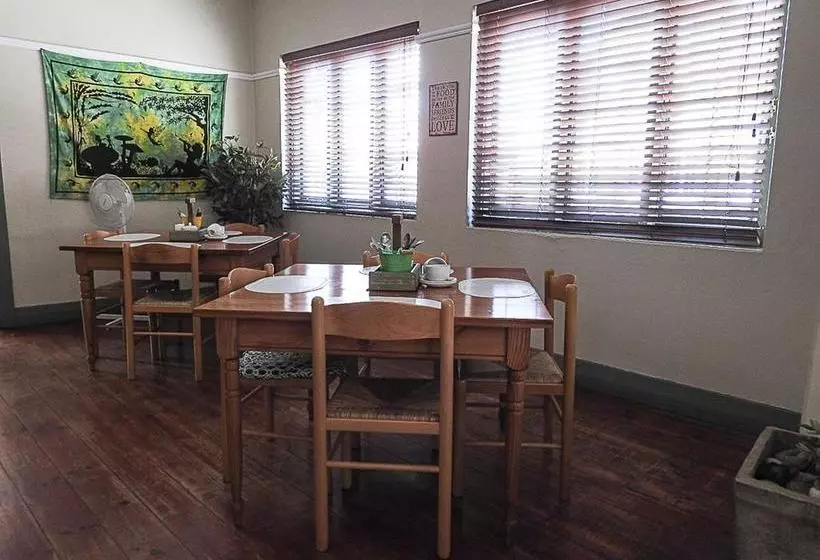 هاستل Mossel Bay Backpackers