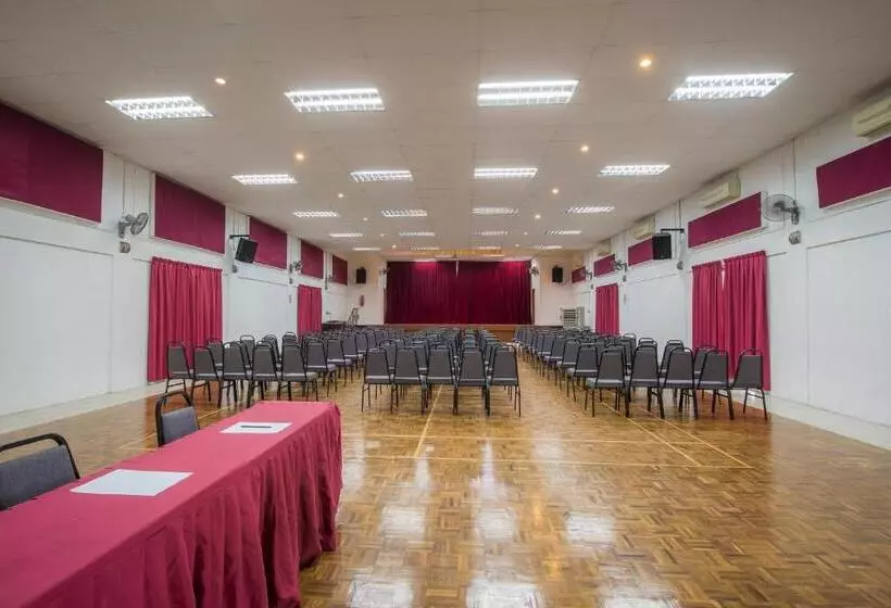 Ymca International Hostel