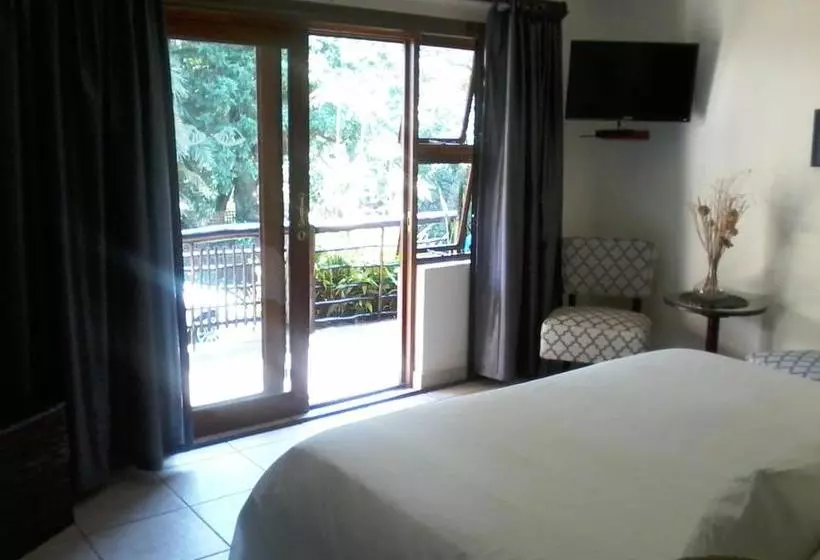 ベッドアンドブレックファースト Akidogo Guest House