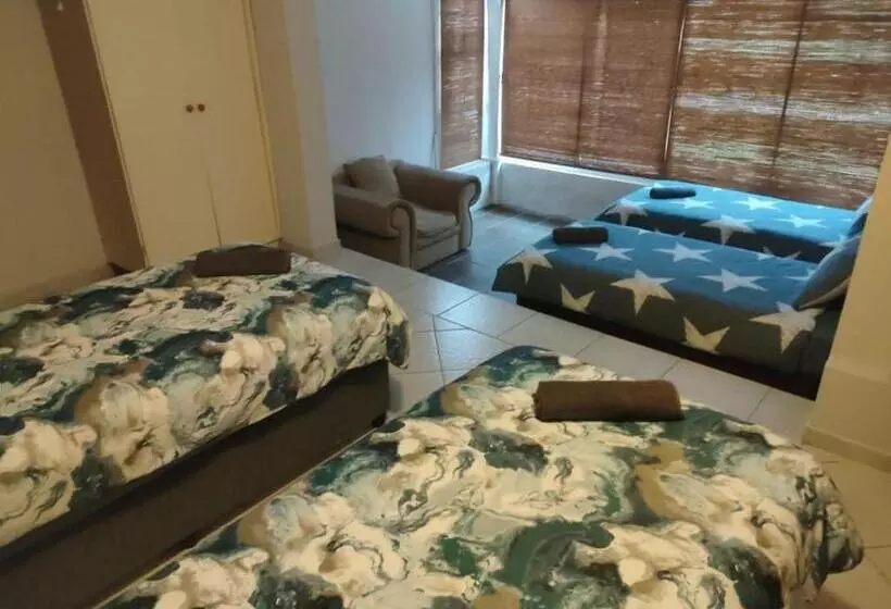 تختخواب و صبحانه Blue Mountain Farm Lodge, Cabins & Cottages