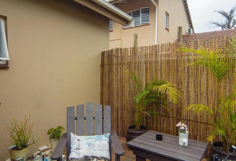 צימר La Loggia On Broadwood