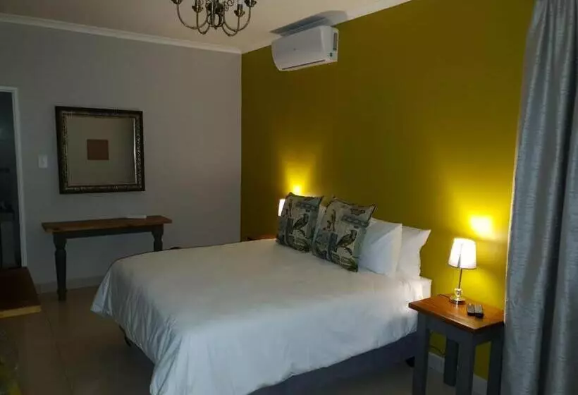 ベッドアンドブレックファースト Poetry Guestrooms