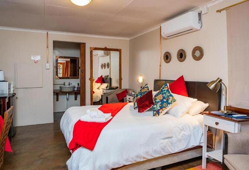 住宿加早餐  Riverbank Lodge